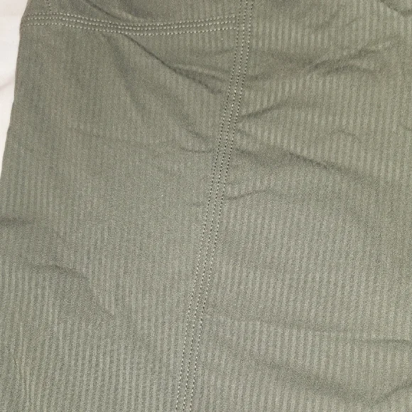 Green Lululemon Yoga Pants - Picture 3 of 7